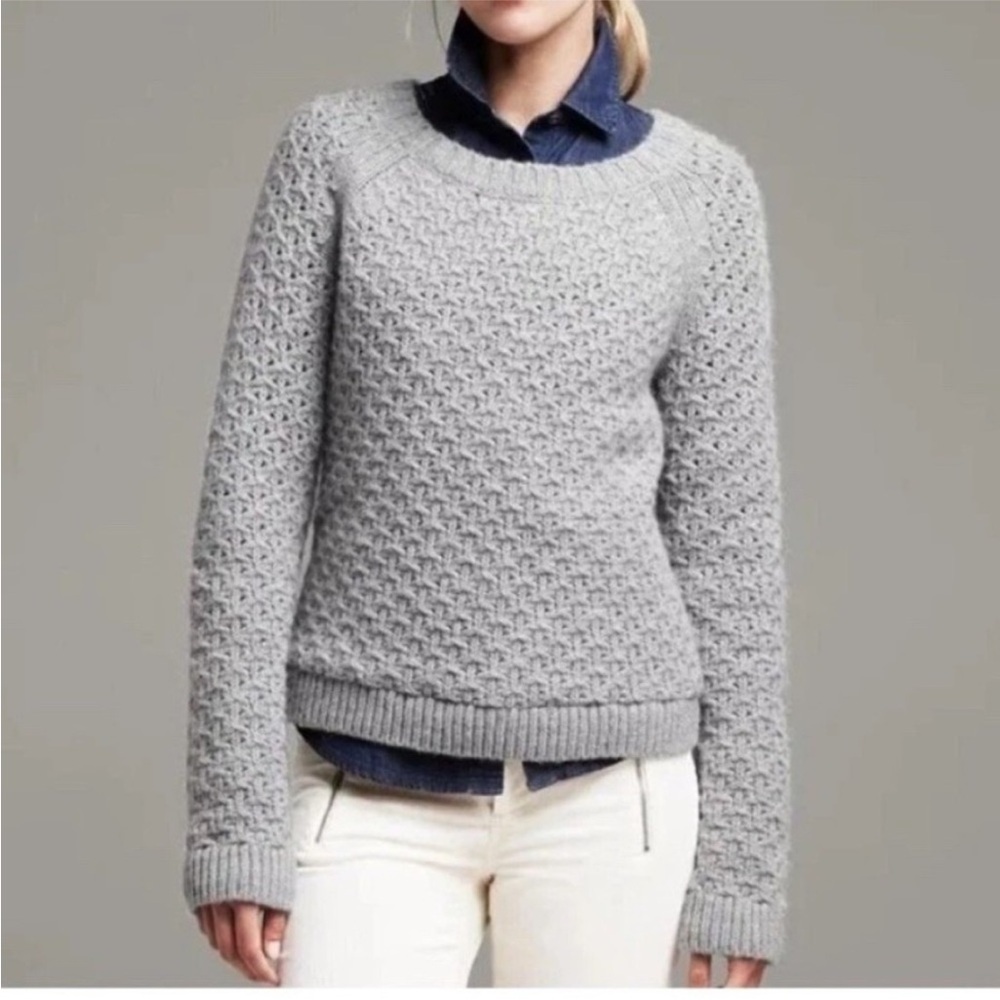 Banana Republic Italian Yarn Merino Alpaca Gray Crewneck Open Weave Sweater XS